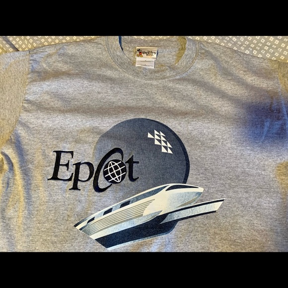 Vintage Walt Disney World Epcot Center Gray T shirt - Picture 2 of 4